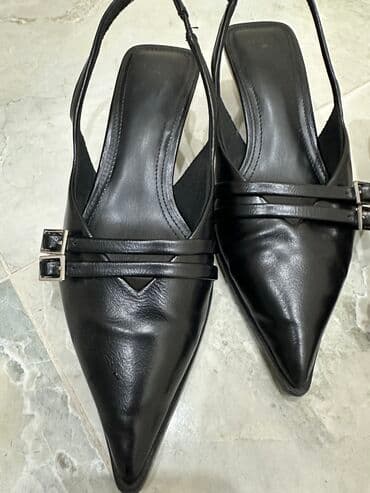 asics onitsuka tiger qadın krossovkaları: Bershka, Ölçü: 36, rəng - Qara, İşlənmiş — 5