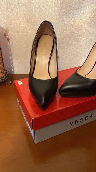 lak ayaqqabılar: Tuflilər, Ölçü: 37, rəng - Qara, İşlənmiş — 3