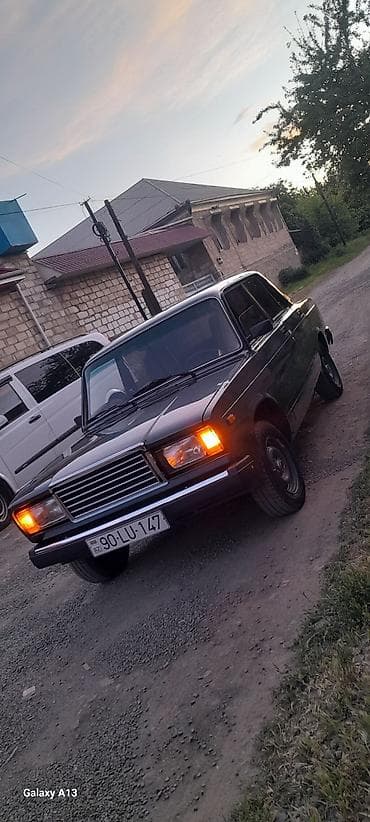 kia 2011: VAZ (LADA) 2107: 1.6 l | 2011 il 48120 km Sedan — 2