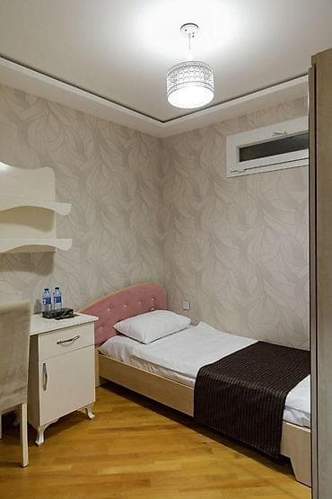 9cu mikrorayon: İcarəyə verilir 4 otaqlı yeni tikili 100 m², 8 Noyabr m. Kateqoriya — 6