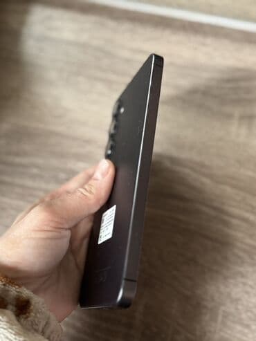 телефон fly iq446: Samsung Galaxy S24+, цвет - Черный, Беспроводная зарядка — 3