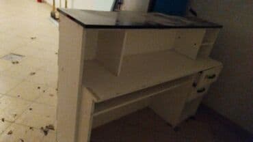 Audi: Qara-ağ zolaqlı kassir/resepsiyon stolu - Material: laminat/MDFlam — 4