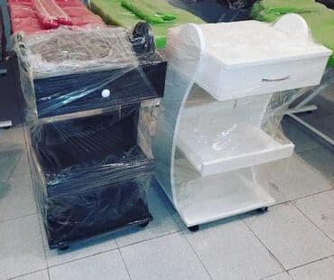 Etejerka Əldə çox sayda var Ağ Qara Qırmızı Bir siyirməlidi Yan