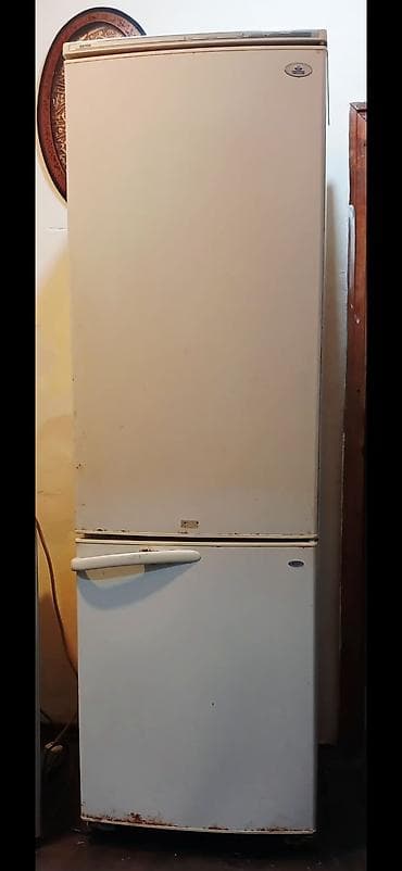 hoffman mikrodalgali soba: Ikili qapılı soyuducu - Rəng: ag olculeri 195 x60x60 - Üst hissə – — 1