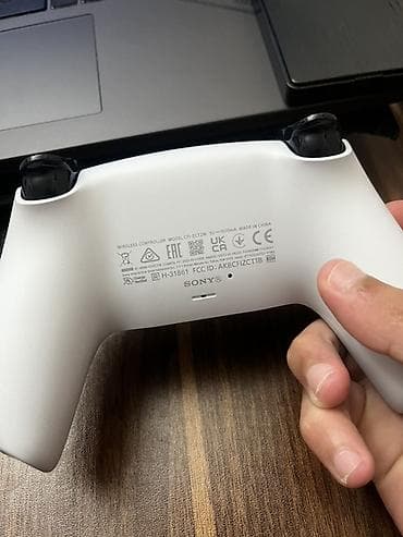 xbox alıram: Məhsul: Sony PlayStation 5 DualSense oyun pultu Model: CFI-ZCT2W — 2