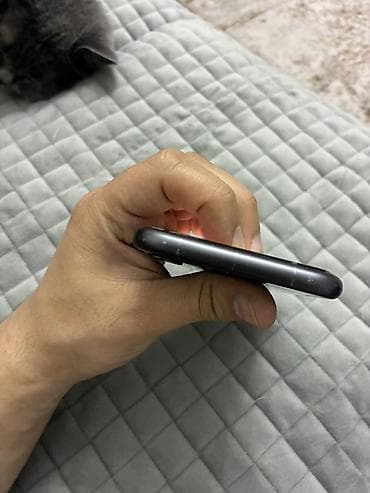 iphone 11 pro max irshad: IPhone 11, 128 GB, Qara, Face ID — 6