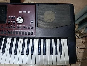 Sintezator, Korg — 4
