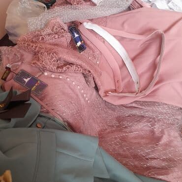 Zərif qadın geyimləri dəsti - Rənglər: pastel çəhrayı və açıq göy. - — 1