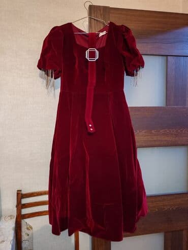 вечерние бордовые платья: Qırmızı məxmər qadın donu - Parça: yumşaq məxmər, dərin qırmızı rəng — 1