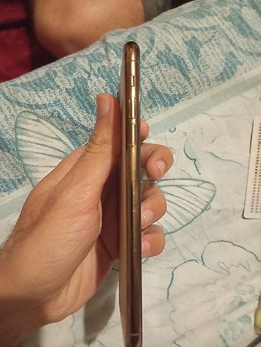 telofonu: IPhone 11 Pro Max, 256 GB, Matte Gold — 5