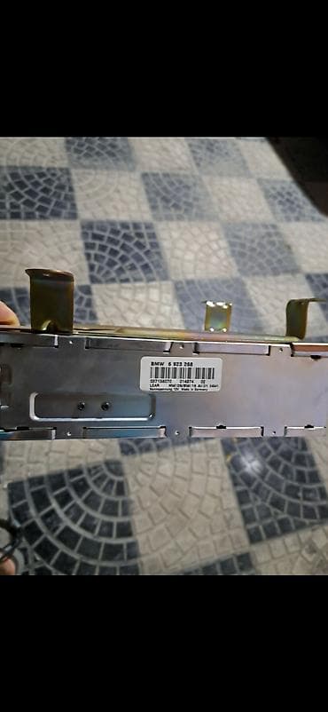 çin maşın logoları: BMW modul – original LEAR istehsalı Ehtiyat hissəsi nömrəsi: BMW 6 923 — 4