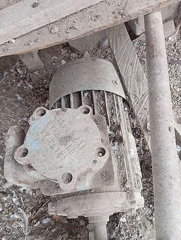 Biznes üçün avadanlıq: Metall emalı üçün avadanlıq dəsti Tərkib: - Sütun tipli dəzgah matkap — 2