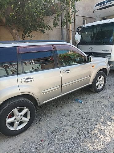 mtz 80 karopka: Nissan X‑Trail (T30) – gümüşü rəngli, 5 nəfərlik kompakt SUV Əsas — 6