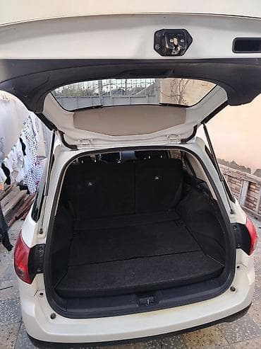 sekide satilan masinlar: Nissan Wingroad: 1.5 l | 2014 il Van/Minivan — 7