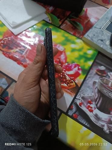 samsung j2 2015: Xiaomi 14T Pro, 512 GB, rəng - Boz, 
 Düyməli, Sensor, Barmaq izi — 5