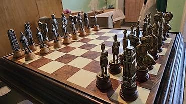 asilqanlar satisi: Продаеться такой вот декоративный шахматный стол, подходит как для — 4