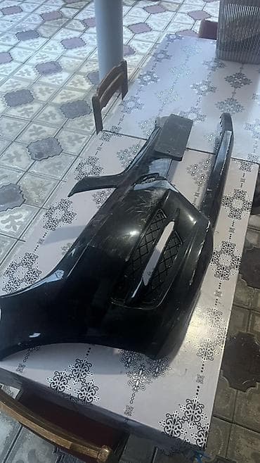 çeşka buferi: Ön, Mercedes-Benz W204, 2013 il, Almaniya, Ünvandan götürmə — 4