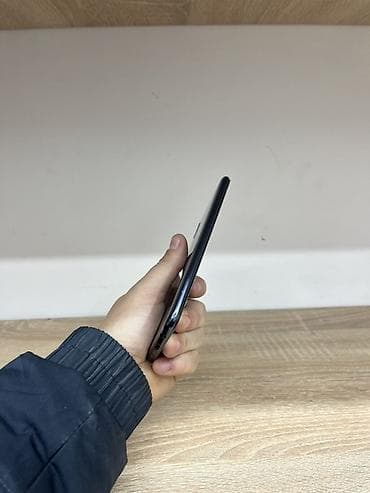 samsunq 32: Samsung Galaxy A10, 32 GB, rəng - Qara, İki sim kartlı — 4