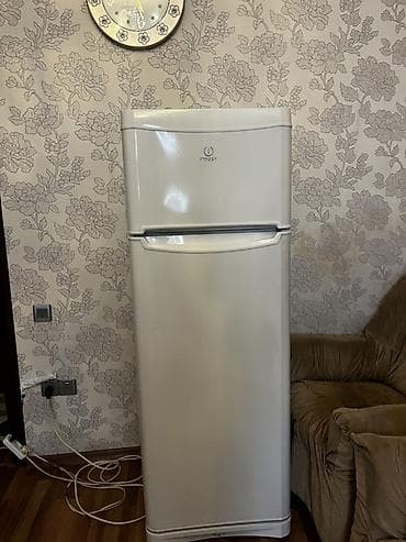 soyduçular: 2 qapılı Indesit Soyuducu Satılır, rəng - Ağ — 1