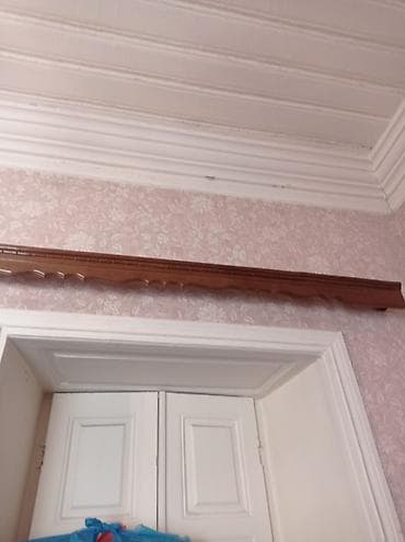 poluq taxta: İşlənmiş Divara bərkidilən Karniz — 1