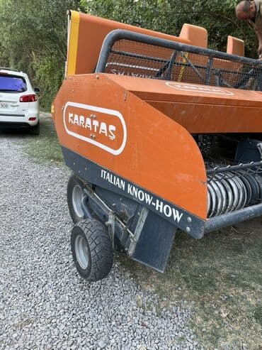 traktor isi elanlari: LOVOL markalı mavi rəngli traktor. Traktor rahat sürücü kabinəsi və — 9