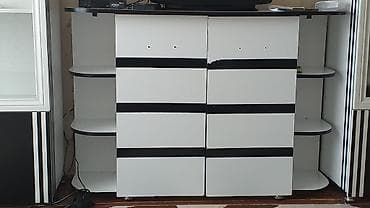 taxta ref: Düz TV altlığı, Polkalı, Laminat — 2