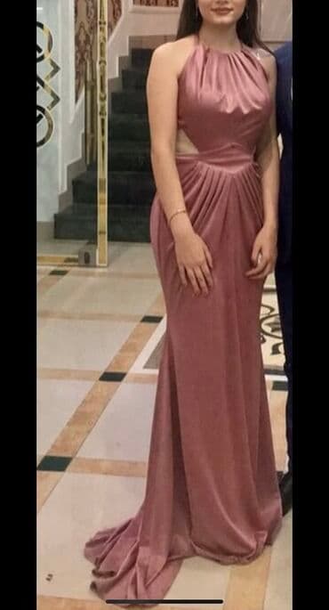 Məhsul: Qadın gecə/libas - Model: Uzun, yerə qədər ətəkli, arxası