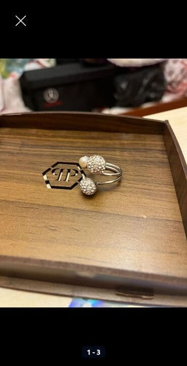 yuxuda qizil itirmek: Dəstə daxildir: Üzük, Gümüş, 925 Əyar — 2