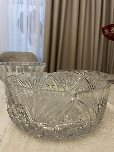 Kəsimli şüşə/kristal salat qabı - Material: qalın, aydın kəsimli şüşə