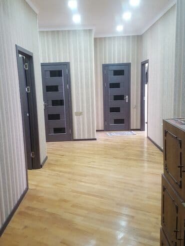 yevlax makler: 3 otaqlı, Yeni tikili, 114 kv. m — 1