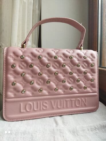 1ce defe istifade olunub. yeni kimidir. ciziqi sokuyu yoxdur. cox