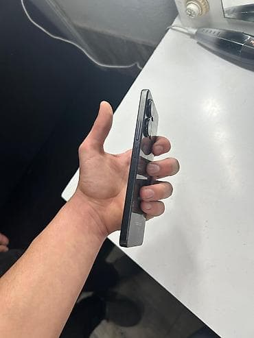 xacmaz telfon: Redmi note13 8/256gb - Arxa kamera sistemi: 108 MP əsas kamera (modul — 1
