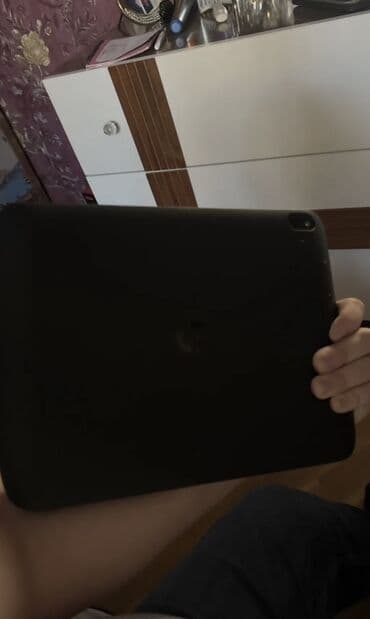 nur line: Yeni Apple iPad Air 13 (2025), 13", 512 GB, Ünvandan götürmə — 2