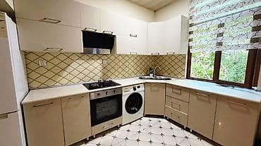 *Kuxna mebeli* 2500e yigilib* Mdf mohkem material Ustu parlag aciq