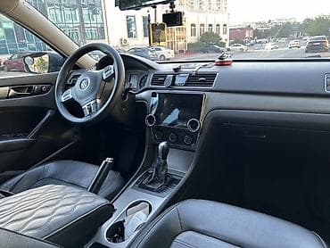 volkswagen v: Volkswagen Passat: 1.8 л | 2014 г. Седан — 8