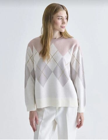 böyük ölçülü qadın kardiqanları: Zərif sviterler - Yumşaq, tüklü teksturaya malik, rahat və isti — 9