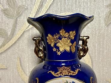 sir sekilleri: Bir vaza, Farfor — 3