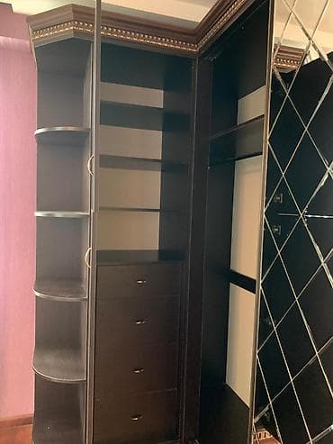 dolablar ikinci əl: Yataq dolabı,Prixoji,mətbəx dəsti aspirator,qaz peci,moyka daxil və ev — 2