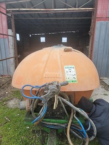 ağaçların dermanlanmasi: Bağ və meyvə bağlarının dərmanlanması üçün qoşqu tipli çiləyici — 7