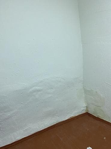 kiraye heyet evleri yasamal: 1 otaqli kicik evdi. Isleyen tek adama verilir. Evde soyuducu, tv — 2