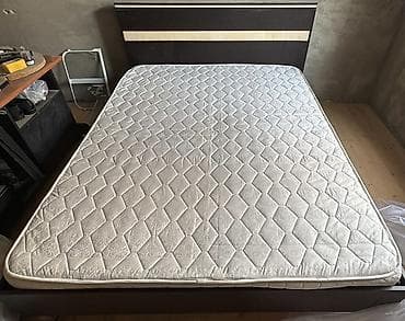 İkinəfərlik çarpayı, Matras ilə, Siyirməsiz