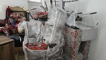 qar sekili: Qabarıq naxışlı, dalğalı kənarlı, şəffaf/boz tonlarda. Tavan və divar — 2