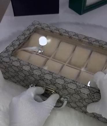 renos saat: Saat qabı – 12 bölməli vitrinli təşkilatçı - Üst hissəsi şəffaf — 1