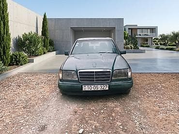 Транспорт: Mercedes-Benz E 300: 3 л | 1994 г. Седан — 1