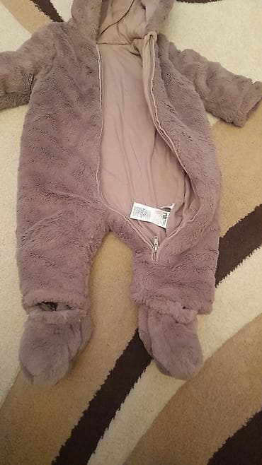 Uşaq Şubası (6-9 ay )Mothercare den alınıb,çox az istifadə