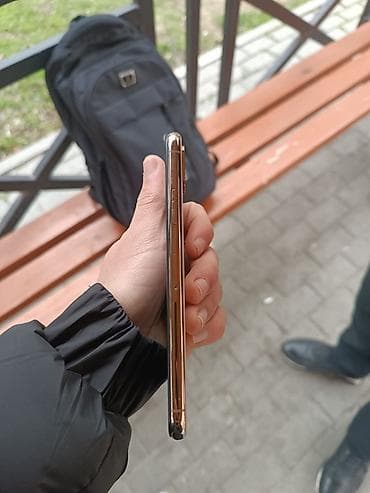 irşad iphone 12: IPhone Xs, Qızılı — 5