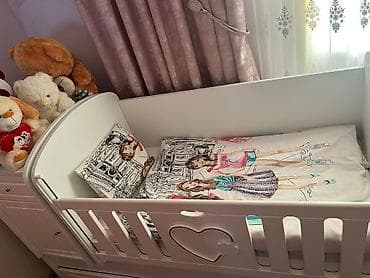 bewik: Oğlan və qız üçün, İşlənmiş, Dördbucaq, Beşik, Dəst ilə, Matras ilə, Yellənmə mexanizmsiz — 8