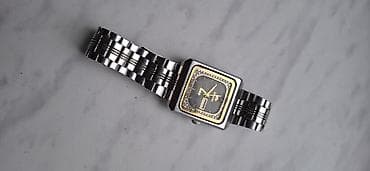 Kvars qol saatı – klassik kvadrat korpuslu, metal bilərzikli