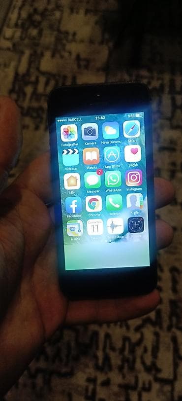 iphone mingecevir: IPhone 5, < 16 GB, Qara — 5