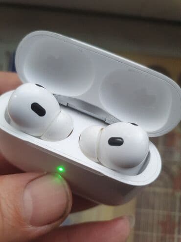 acer planset: Apple " AirPods 2 gen " az səliqəli işlənib 400 manata alınıb — 7